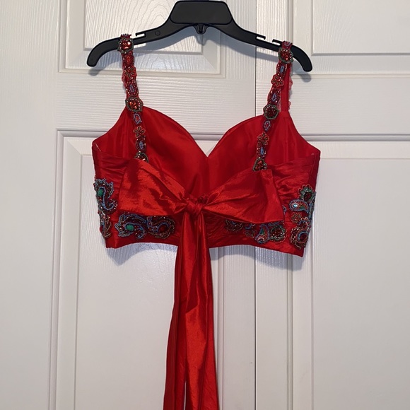 Sherri Hill Prom Dress - Picture 4 of 9